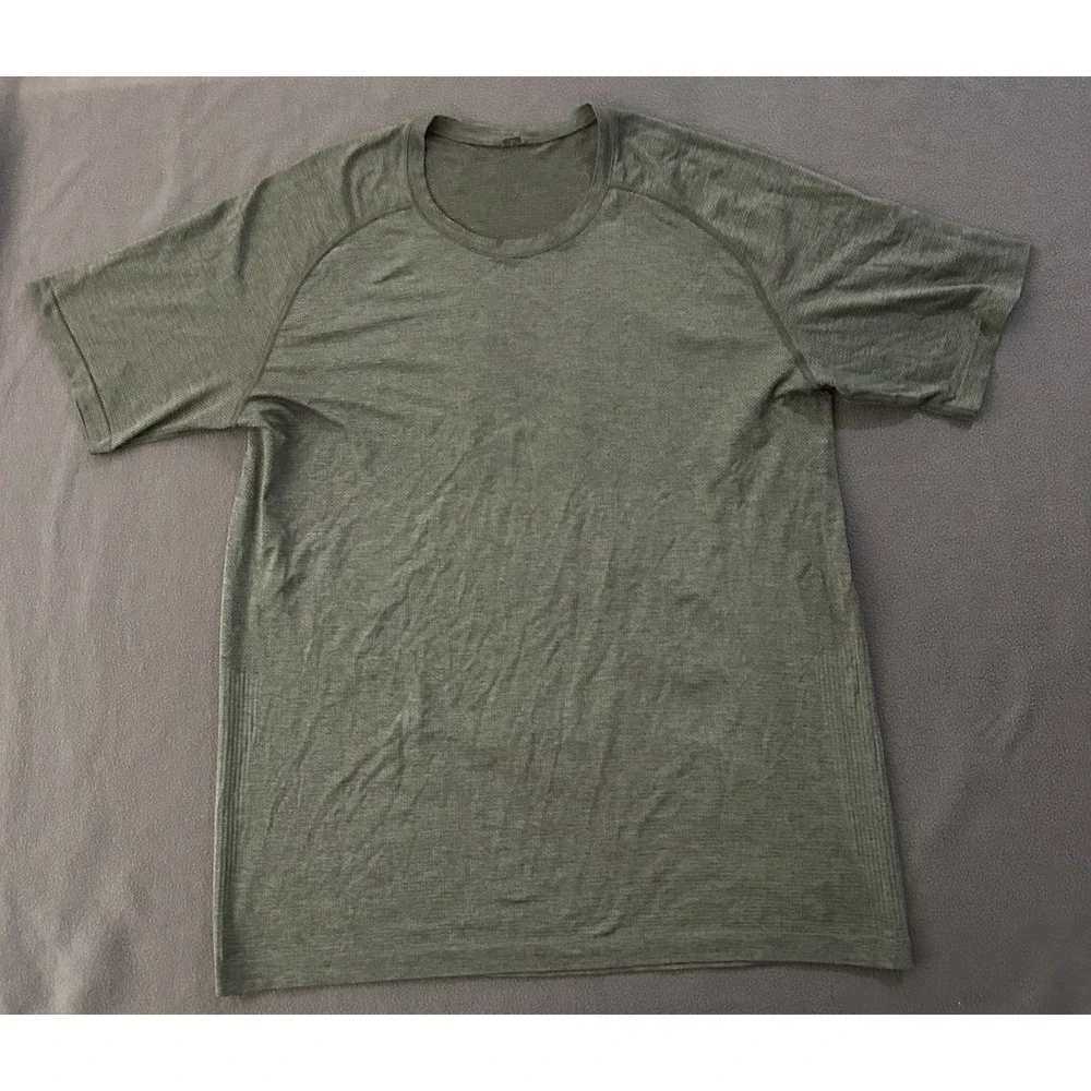 Lululemon Shirt Mens Size 2XL Metal Vent Tech Short Sleeve Tee Crew Gym Top